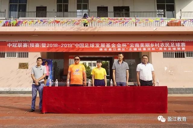 梅西入选FIFA最佳球员候选 记者：是对足球的侮辱